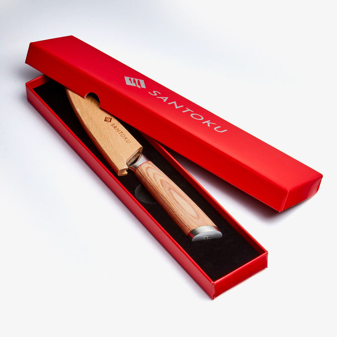 Cuțit de dezosat din oțel Damasc japonez Haruta 6 inch VG10 cu mâner din lemn și teacă